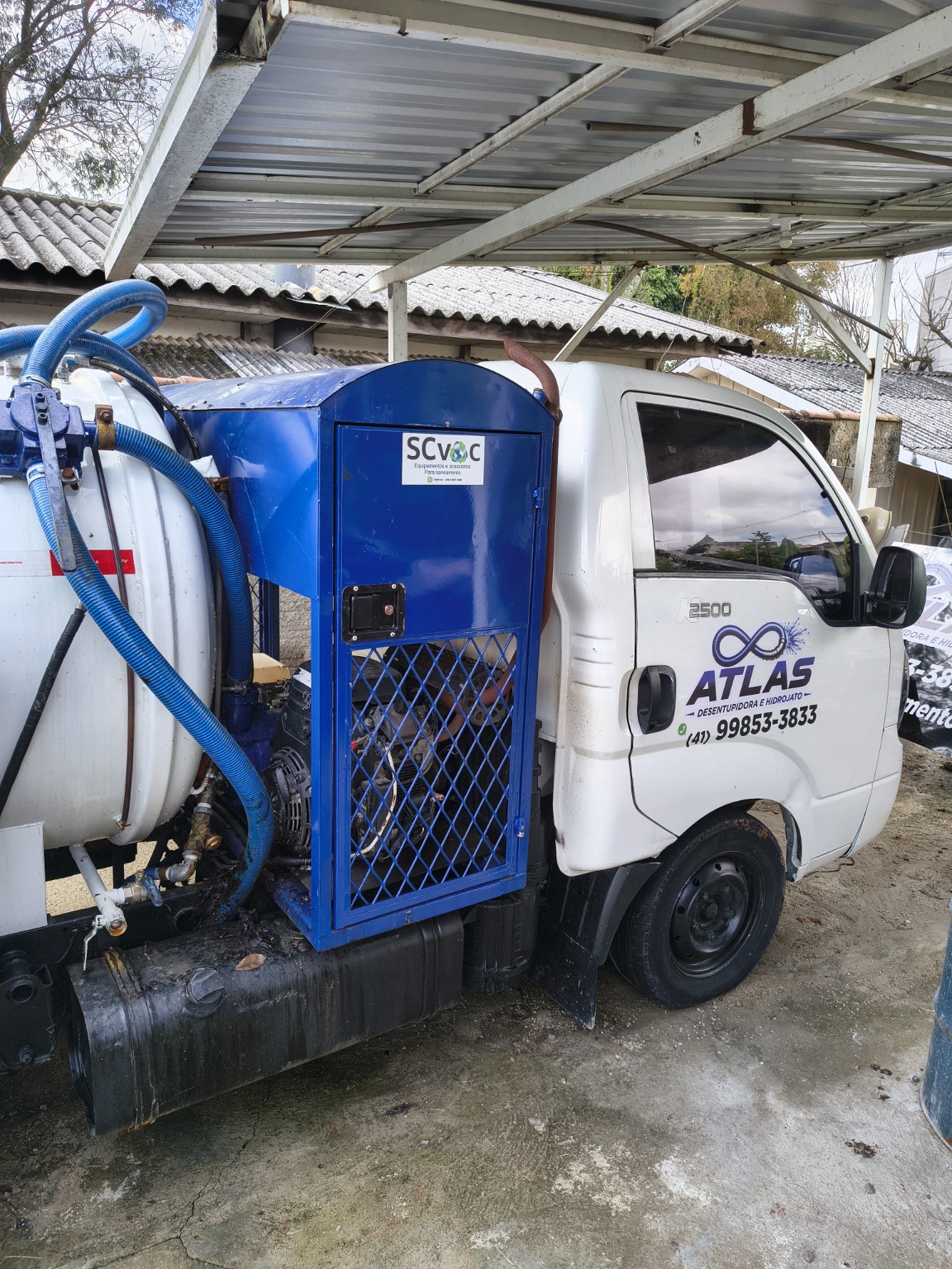 Veículo e equipamento Atlas Saneamento