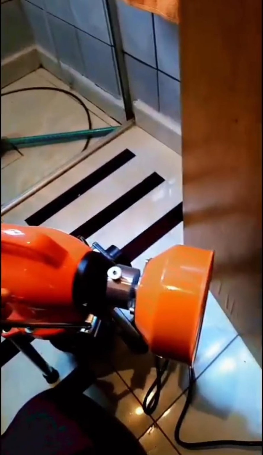 Equipamento profissional de desentupimento